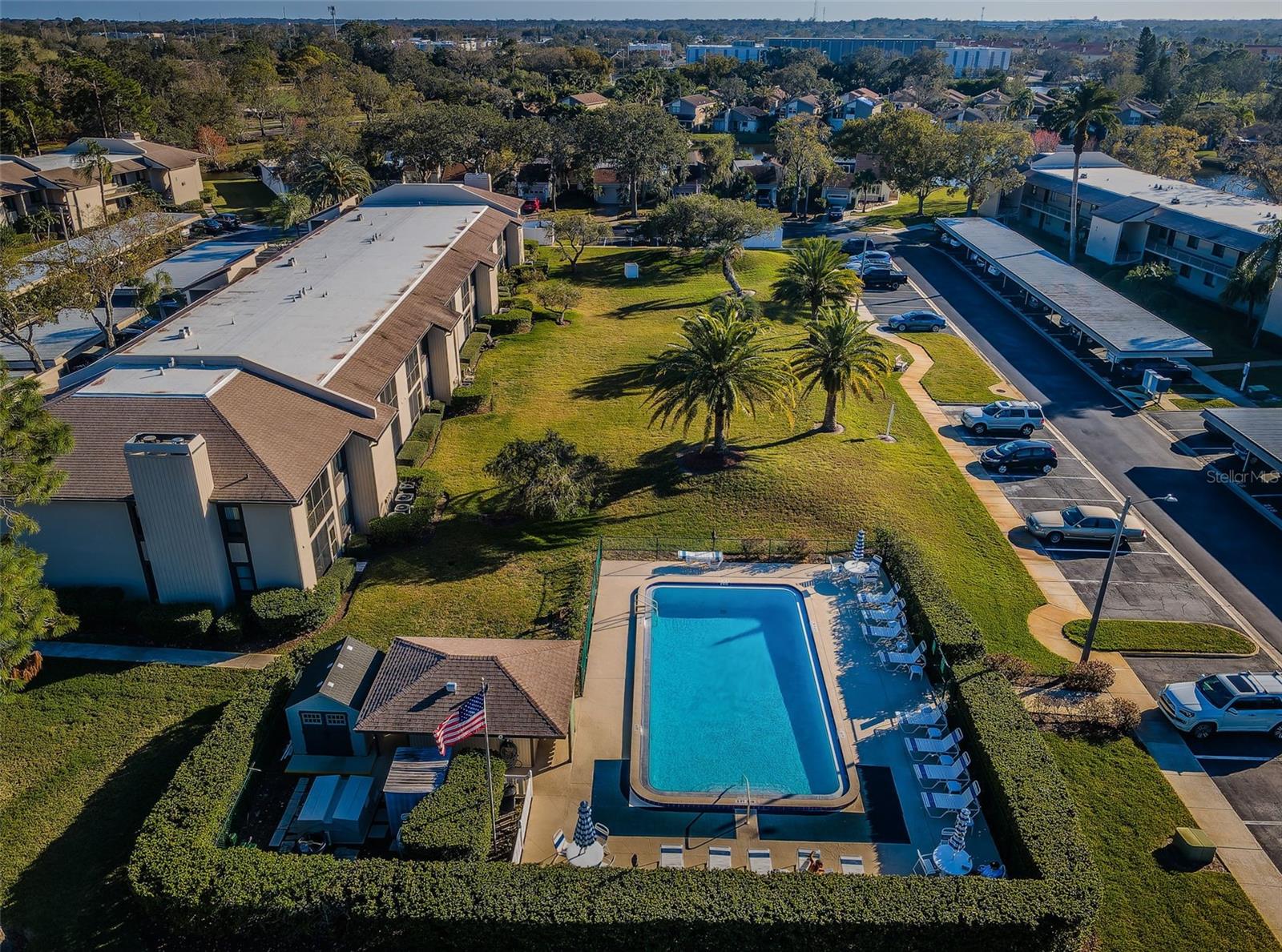 Listing photo id 47 for 124 Nina Way 24