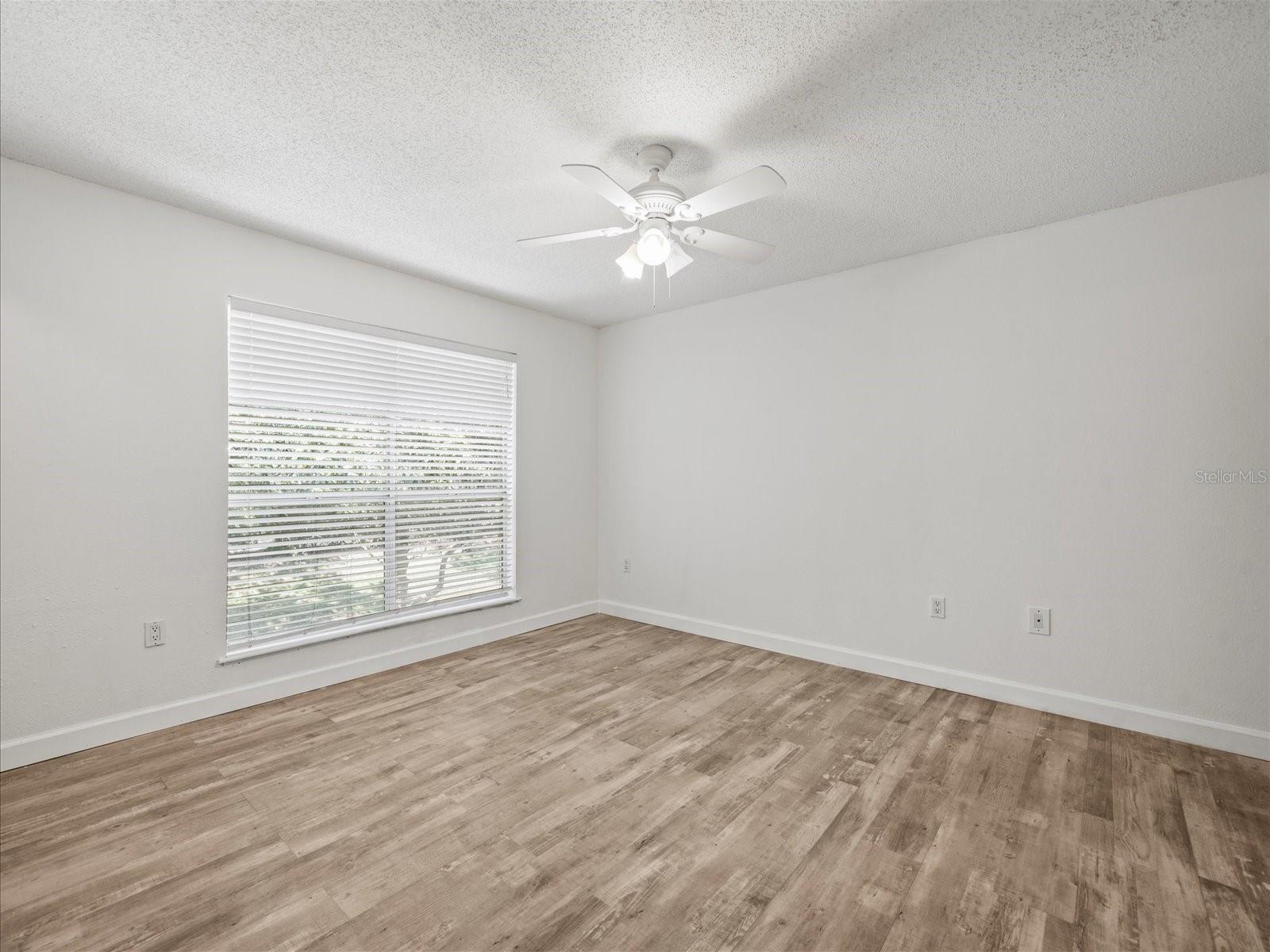 Listing photo id 14 for 9481 Highland Oak Dr Drive 508