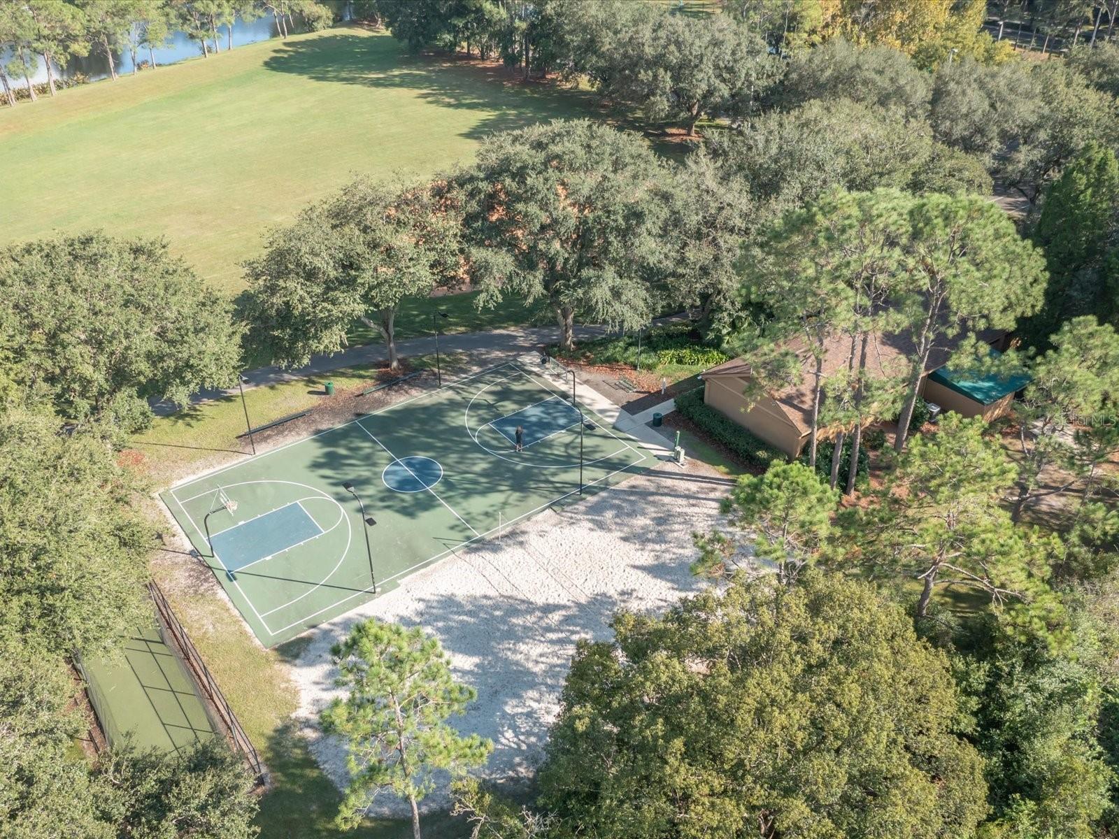 Listing photo id 39 for 9481 Highland Oak Dr Drive 508