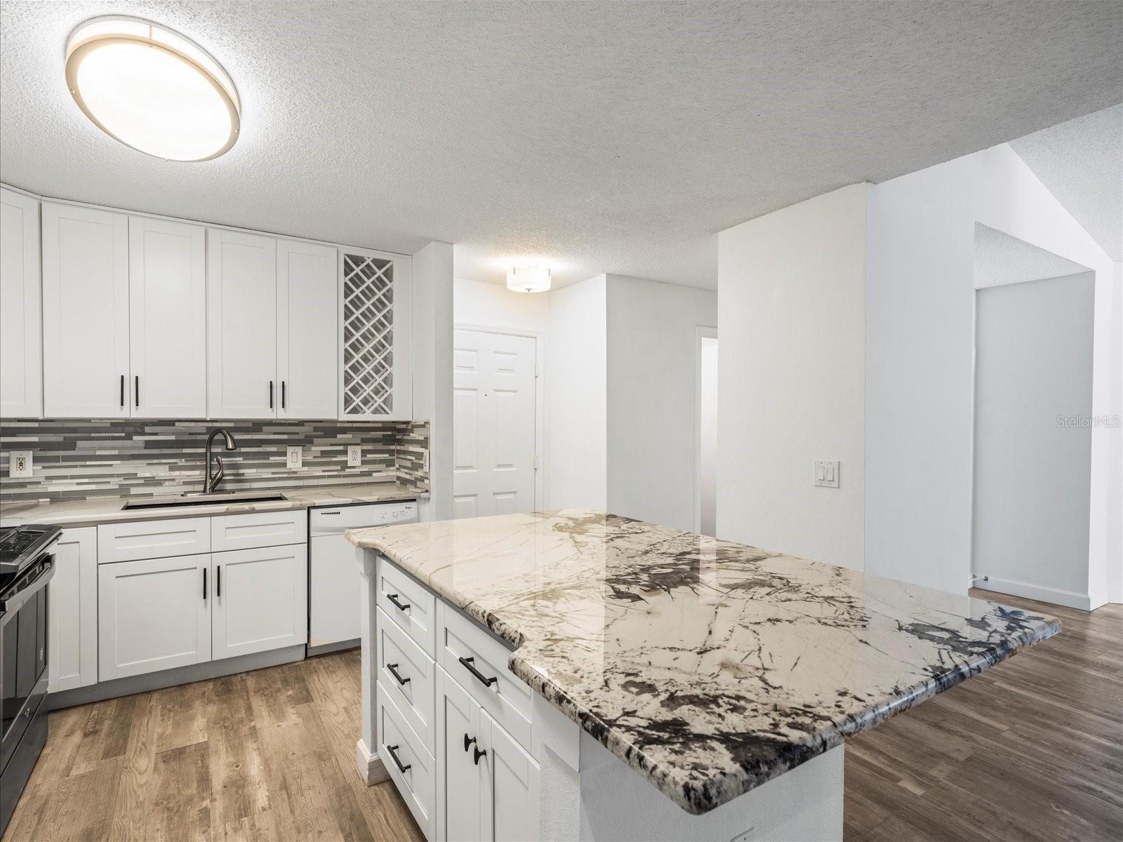 Listing photo id 6 for 9481 Highland Oak Dr Drive 508