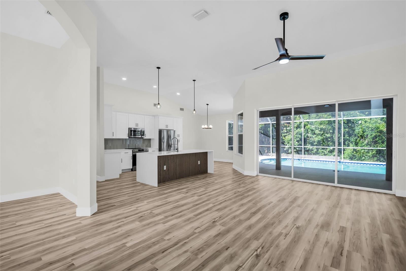 Image 12 of 56 For 1135 Wyndham Lakes Drive