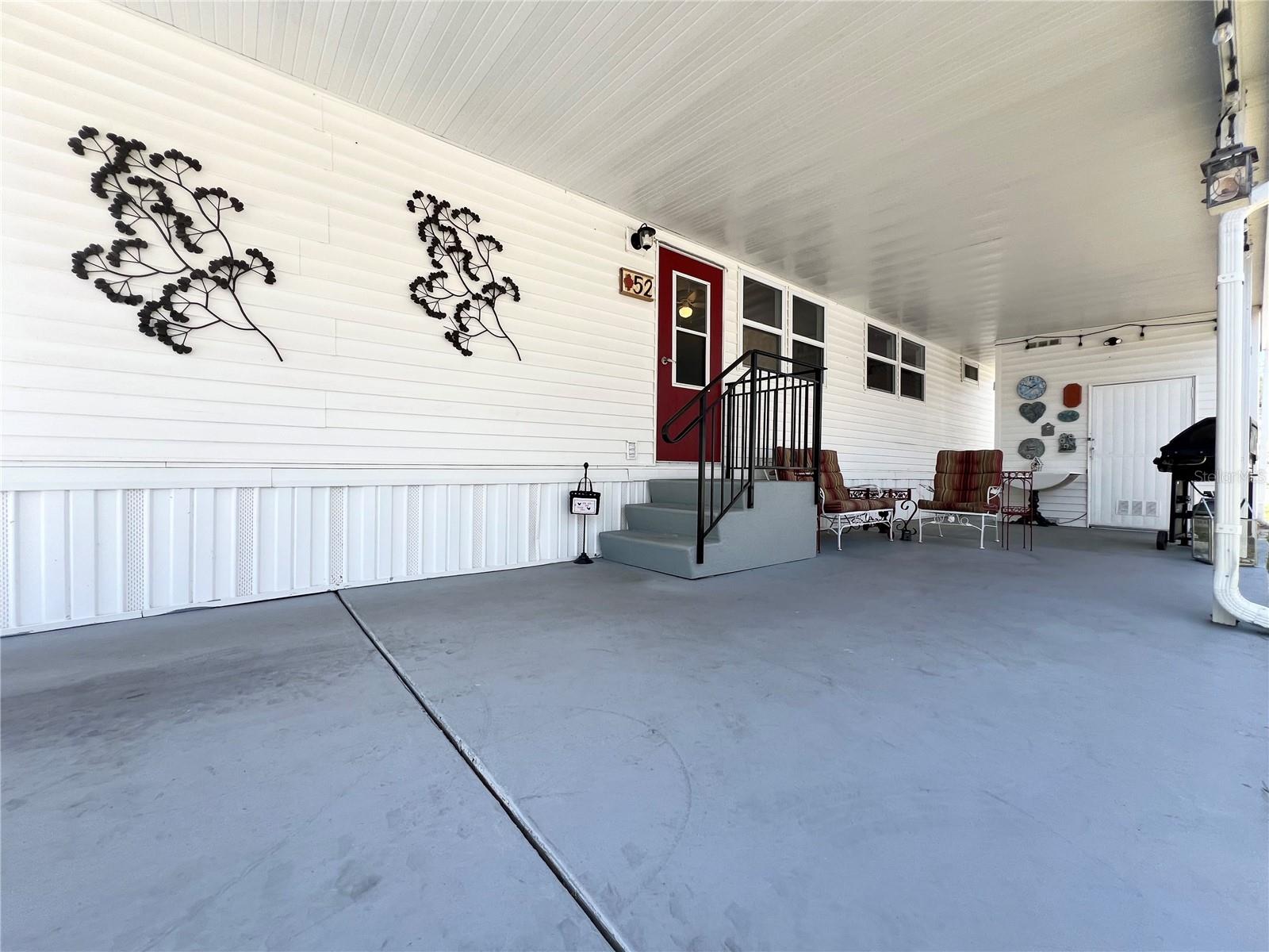 Image 2 of 49 For 7803 46th Avenue N 52