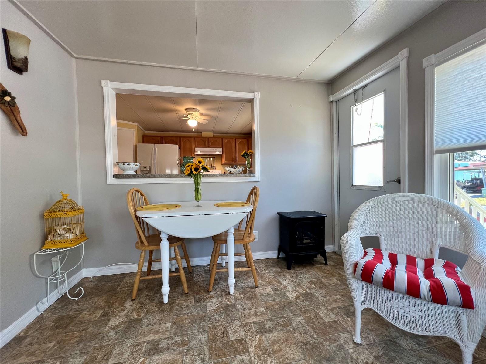 Image 21 of 49 For 7803 46th Avenue N 52