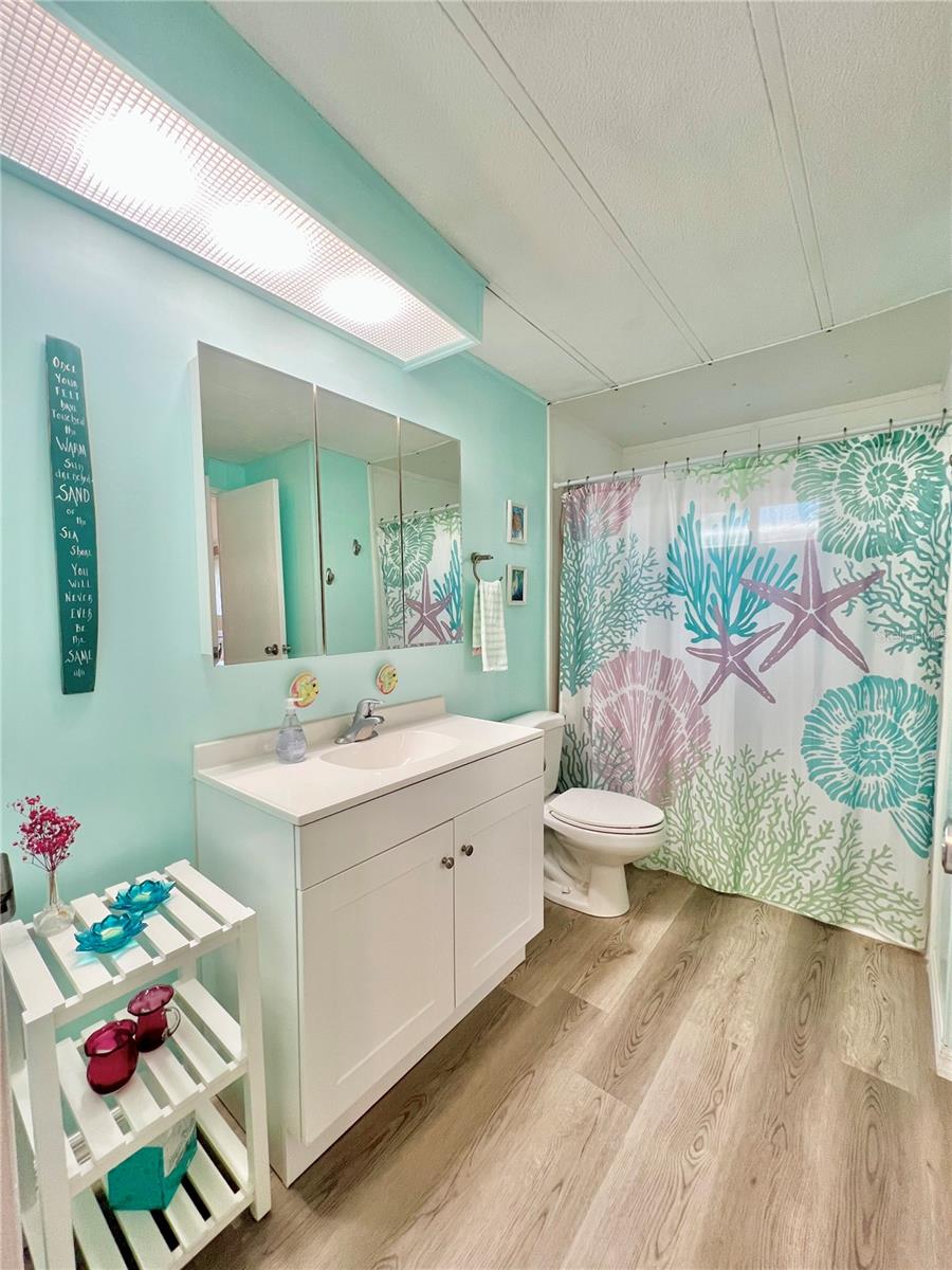 Image 25 of 49 For 7803 46th Avenue N 52