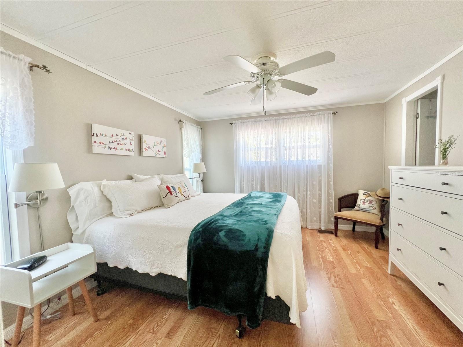 Image 27 of 49 For 7803 46th Avenue N 52