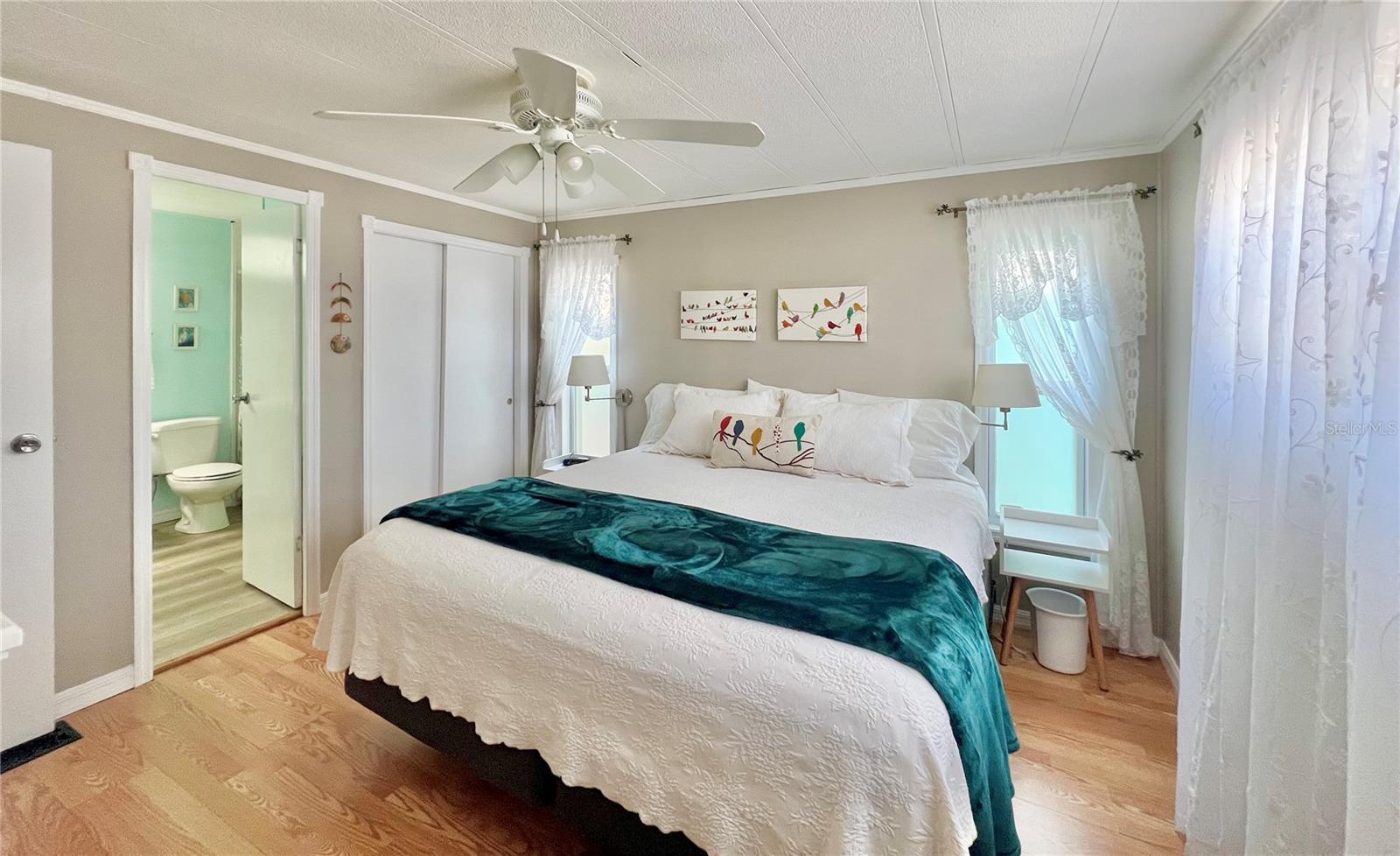 Image 30 of 49 For 7803 46th Avenue N 52
