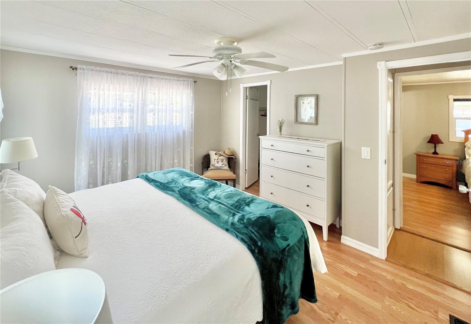Image 32 of 49 For 7803 46th Avenue N 52