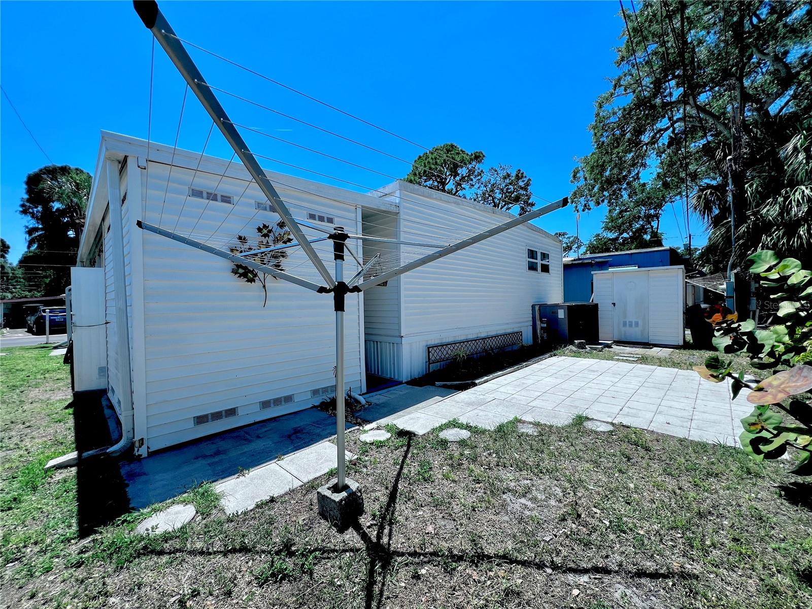 Image 40 of 49 For 7803 46th Avenue N 52