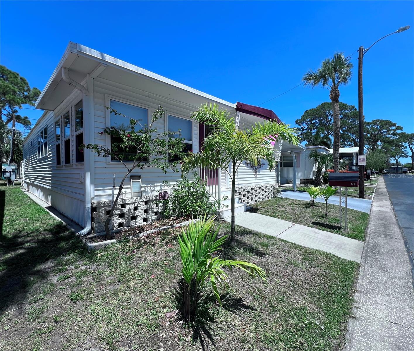 Image 43 of 49 For 7803 46th Avenue N 52