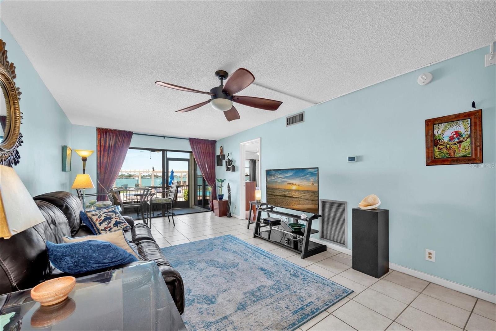 Image 14 of 50 For 6279 Sun Boulevard 103