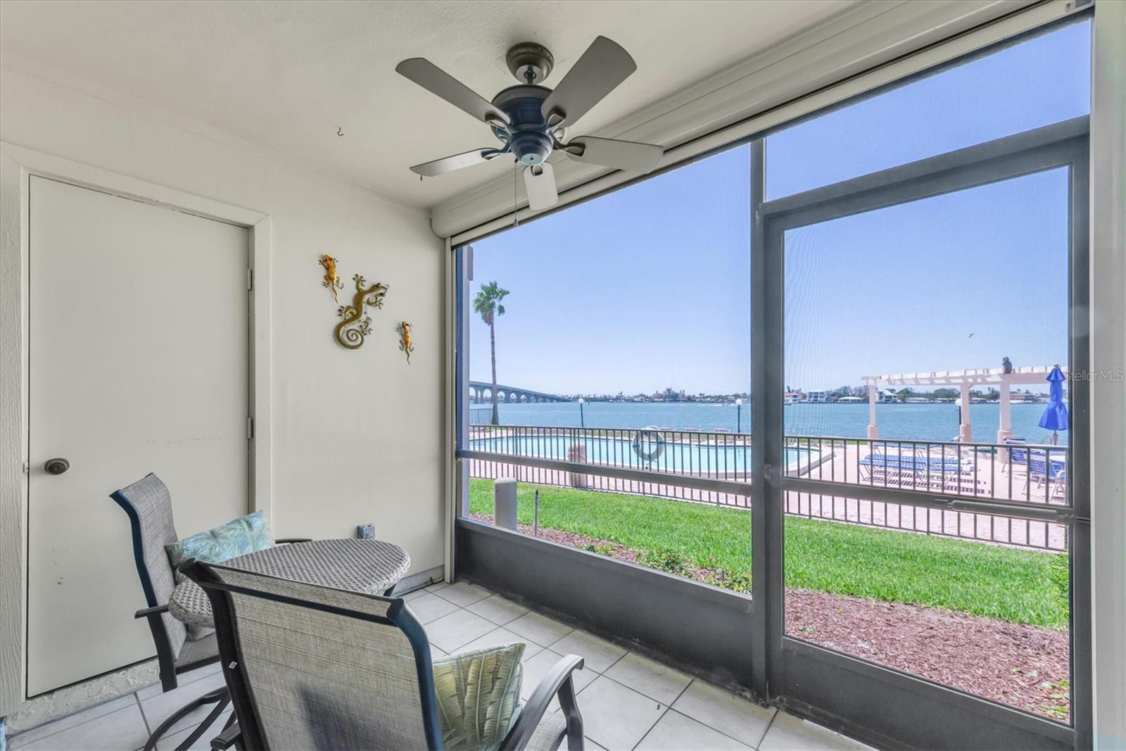 Image 2 of 50 For 6279 Sun Boulevard 103
