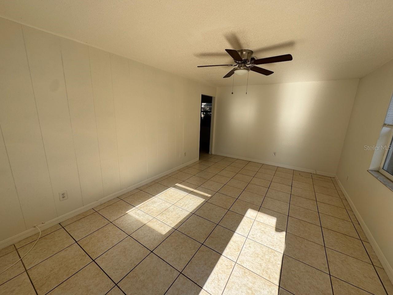 Image 2 of 10 For 3194 Green Acres Avenue