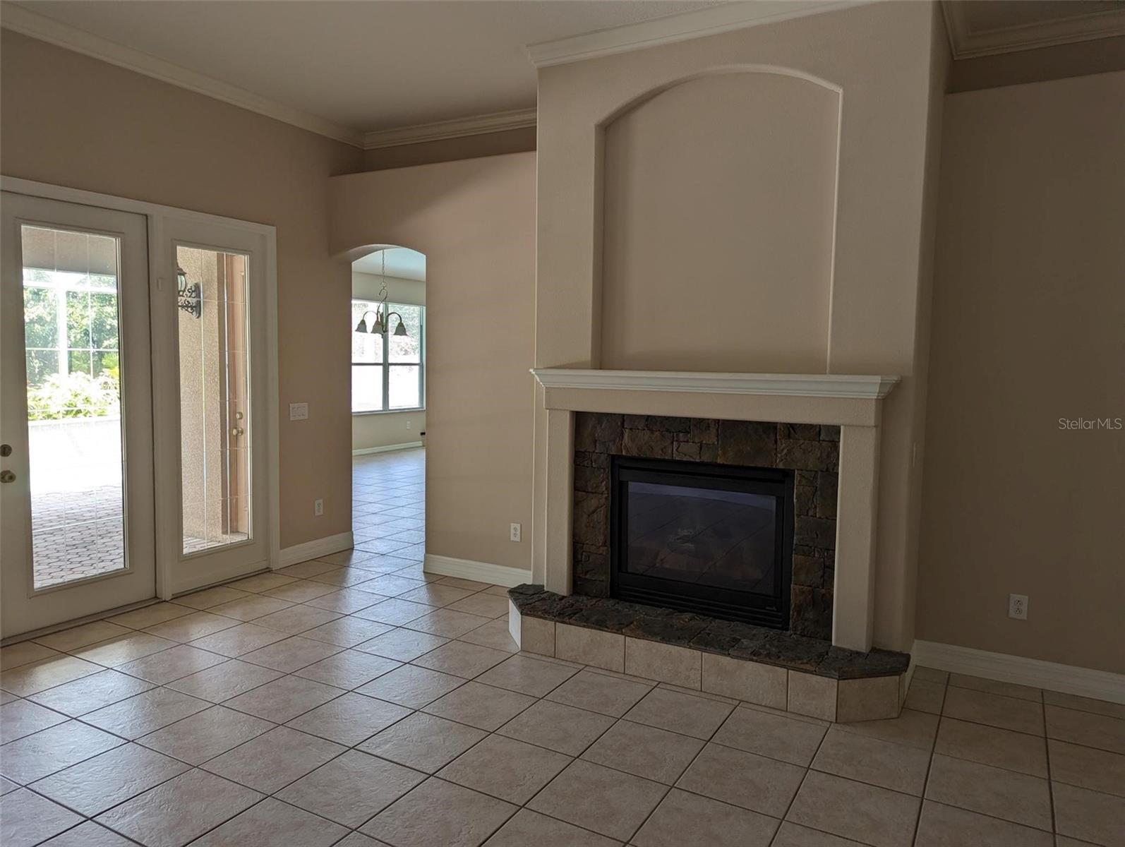 Listing photo id 9 for 19116 Nature Palm Lane