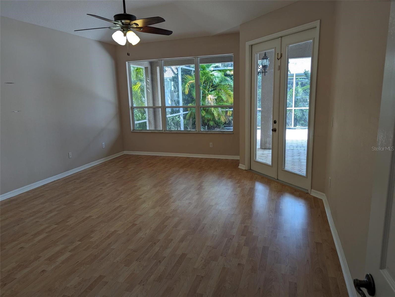 Listing photo id 26 for 19116 Nature Palm Lane