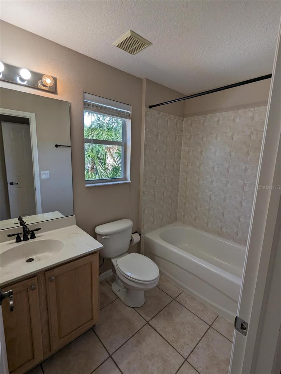 Listing photo id 38 for 19116 Nature Palm Lane