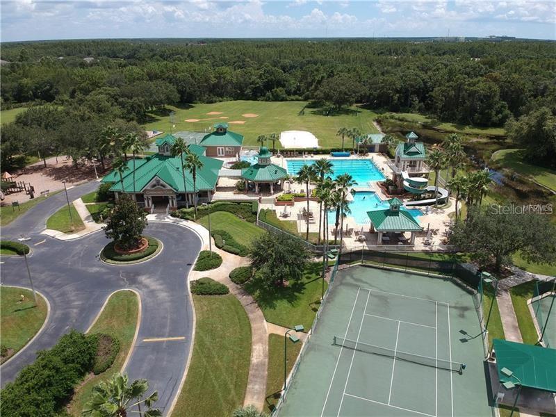 Listing photo id 52 for 19116 Nature Palm Lane