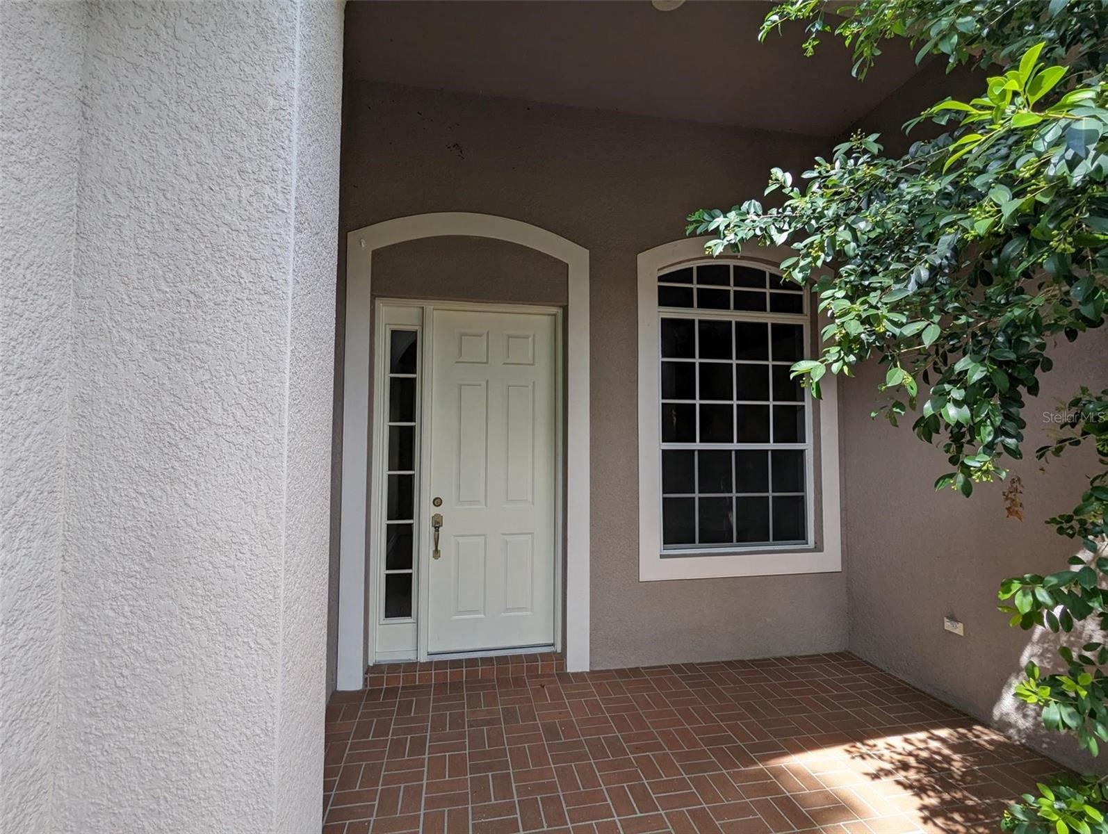 Listing photo id 5 for 19116 Nature Palm Lane