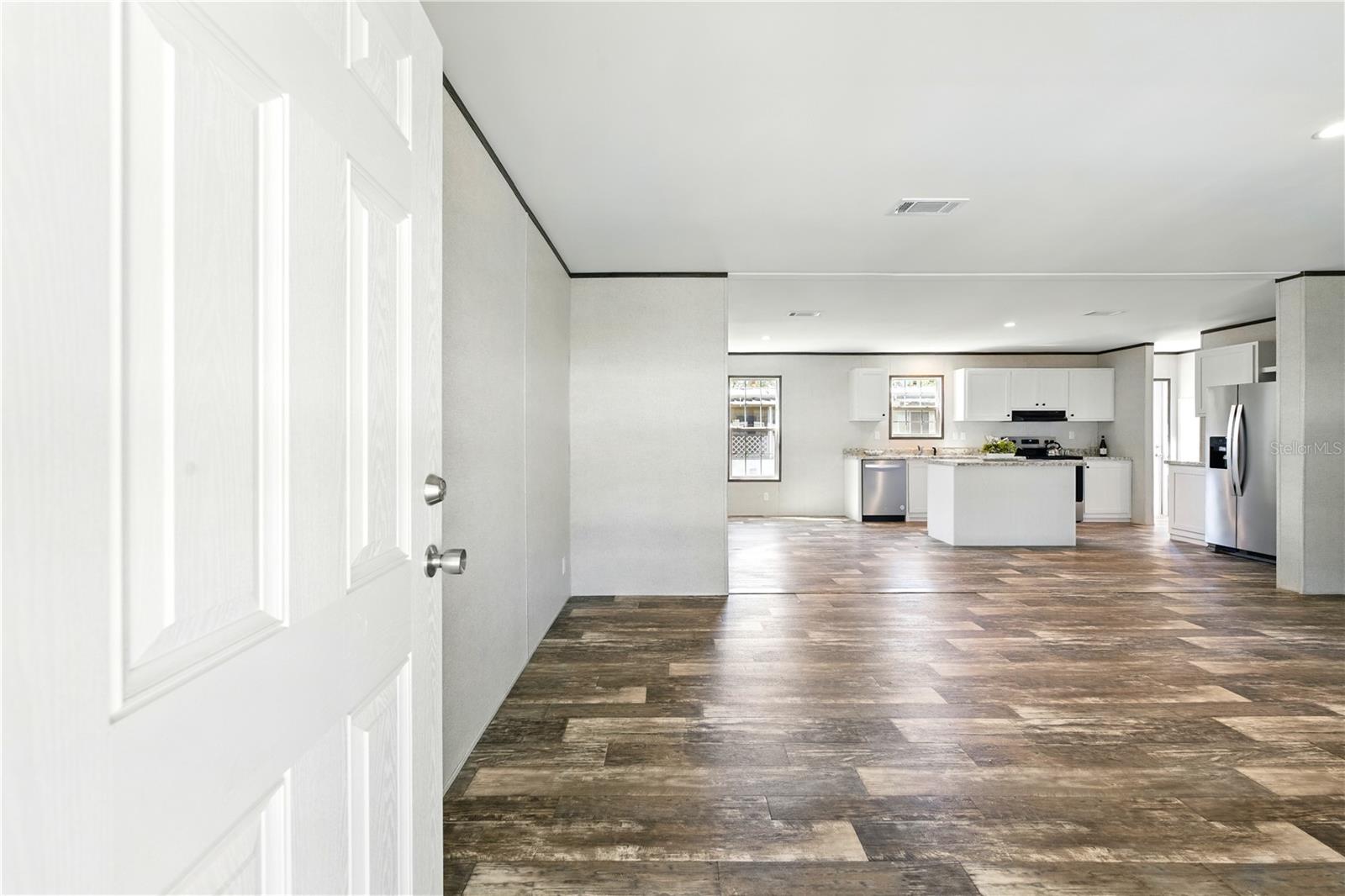 Image 3 of 44 For 14383 Dehaven Avenue