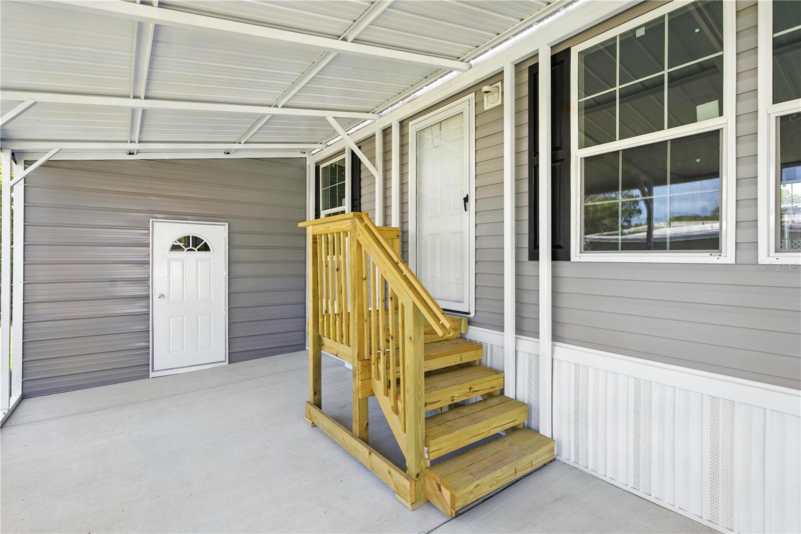 Image 34 of 44 For 14383 Dehaven Avenue