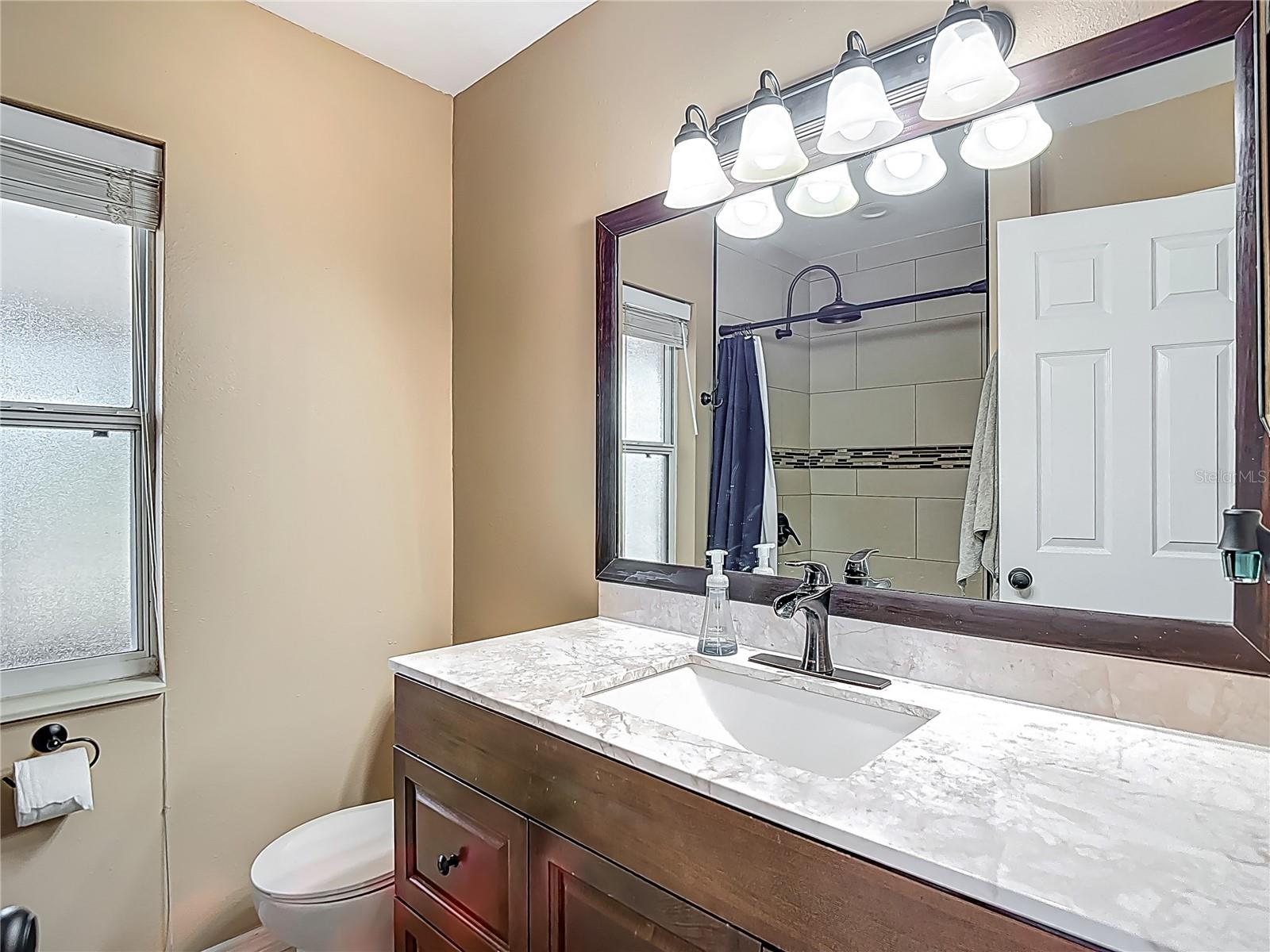 Listing photo id 13 for 12518 Smokey Drive