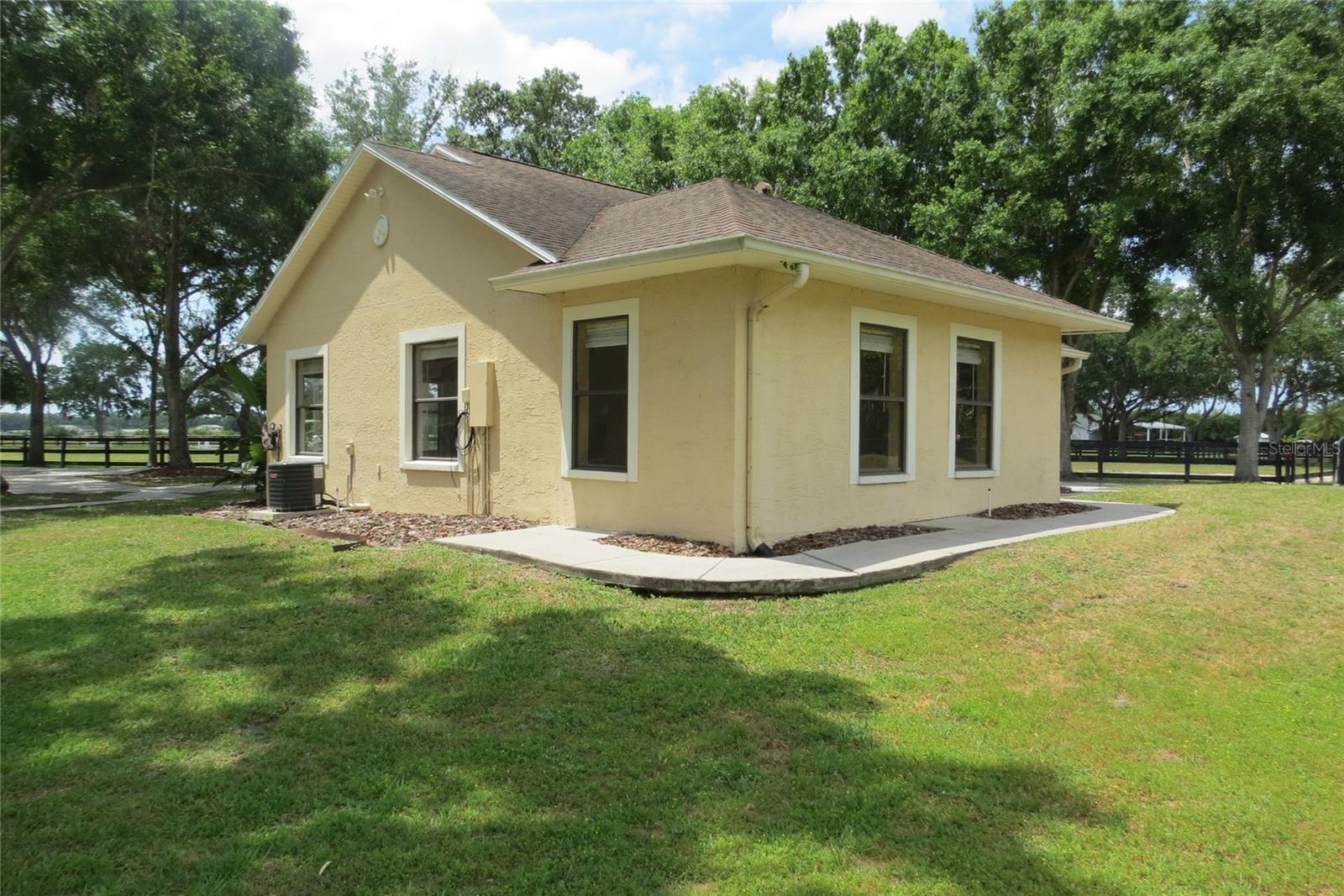 Image 42 of 57 For 11521 Innfields Drive
