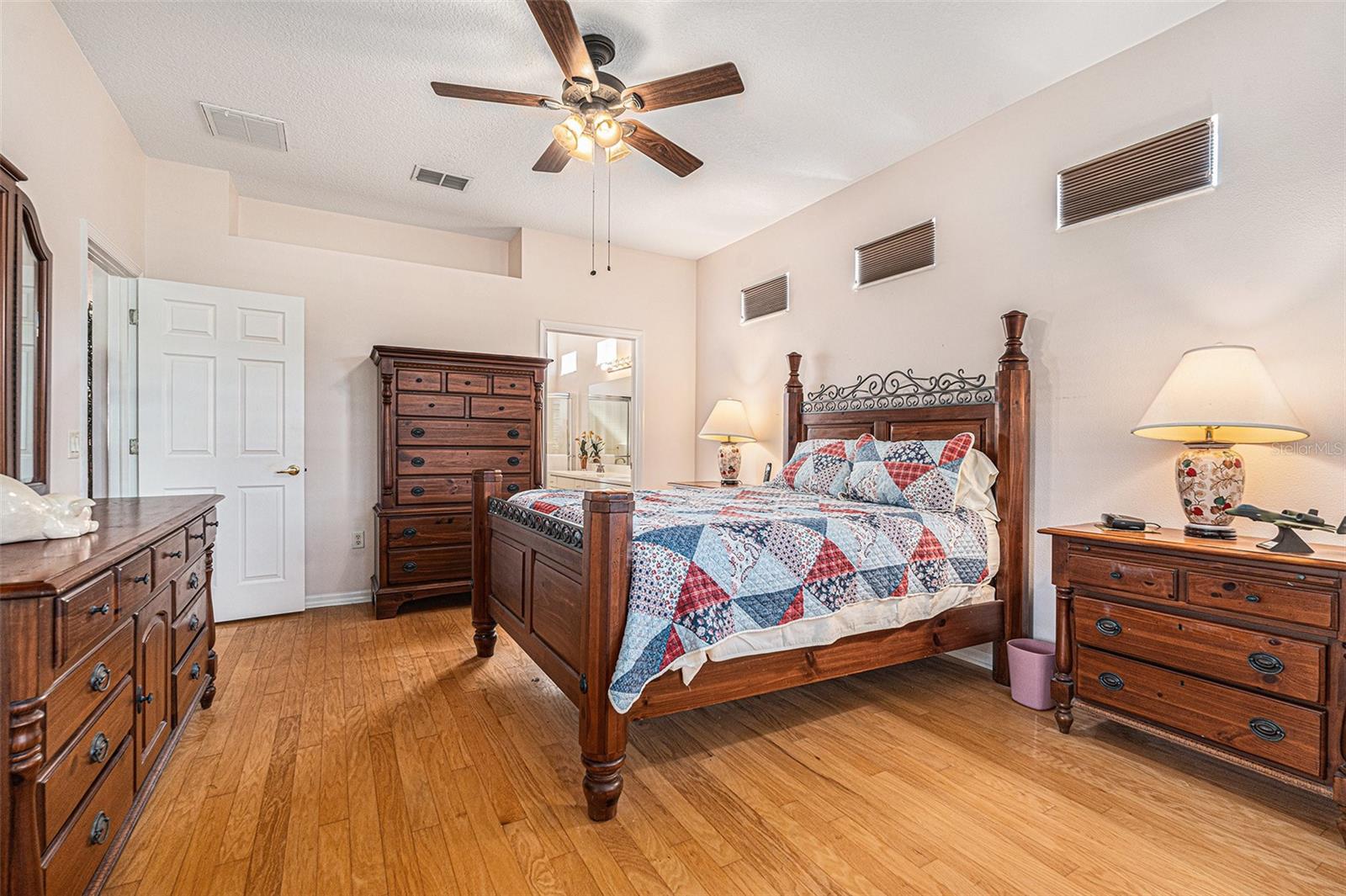 Image 18 of 53 For 7519 Berna Lane