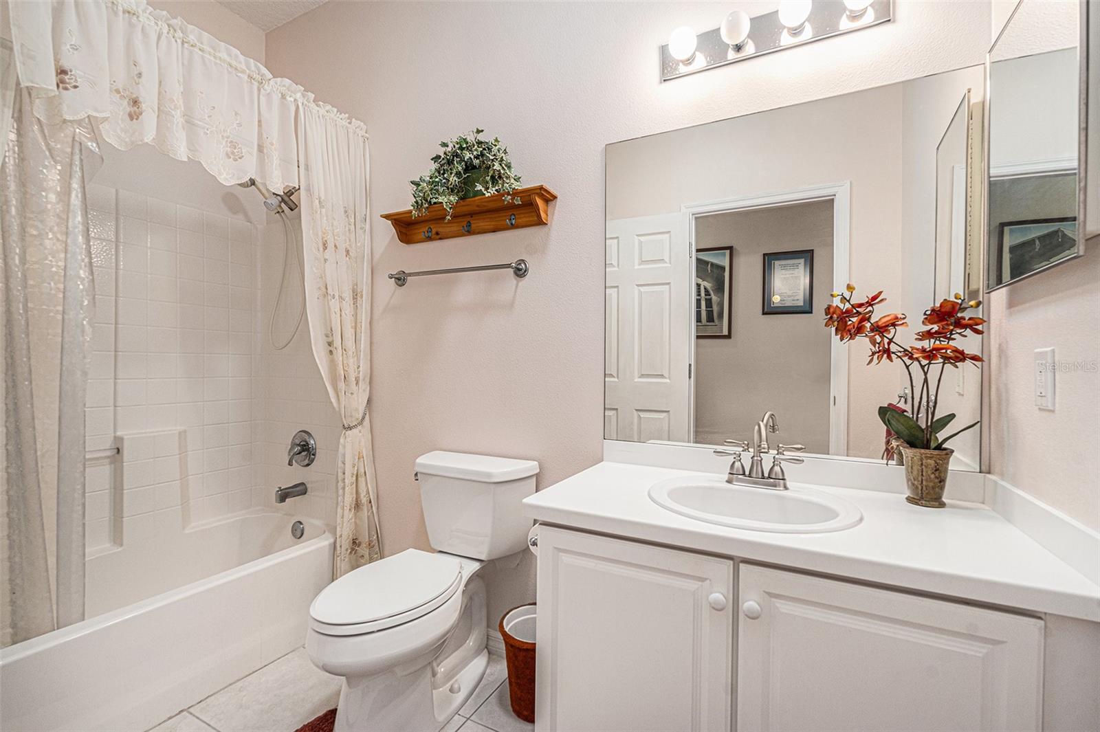 Image 24 of 53 For 7519 Berna Lane