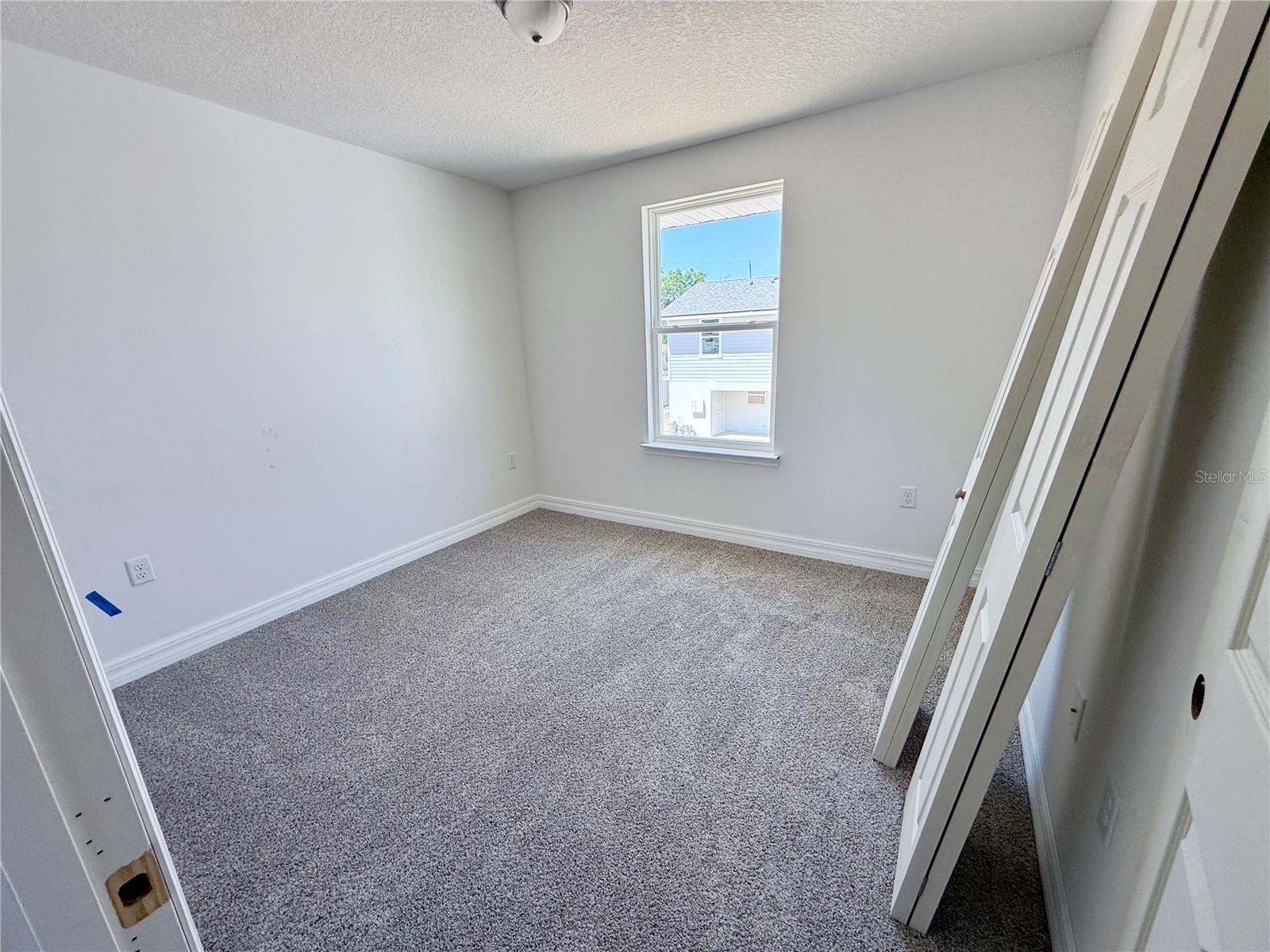 Image 12 of 21 For 222 Carpenters Way 70
