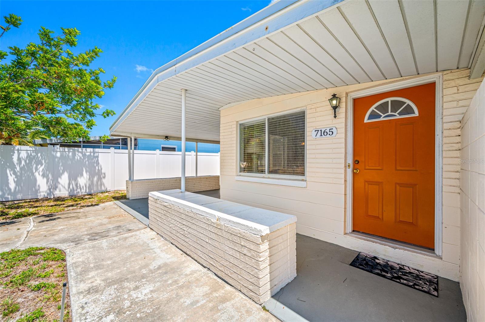 Image 3 of 22 For 7165 14th Avenue S