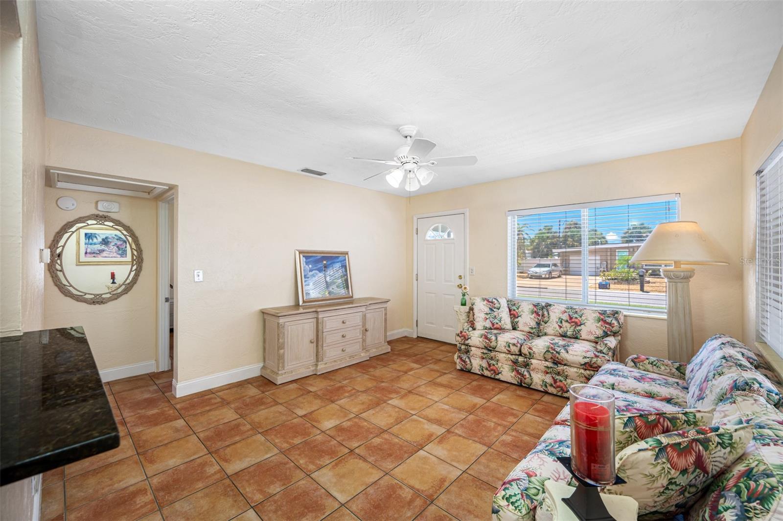 Image 7 of 22 For 7165 14th Avenue S
