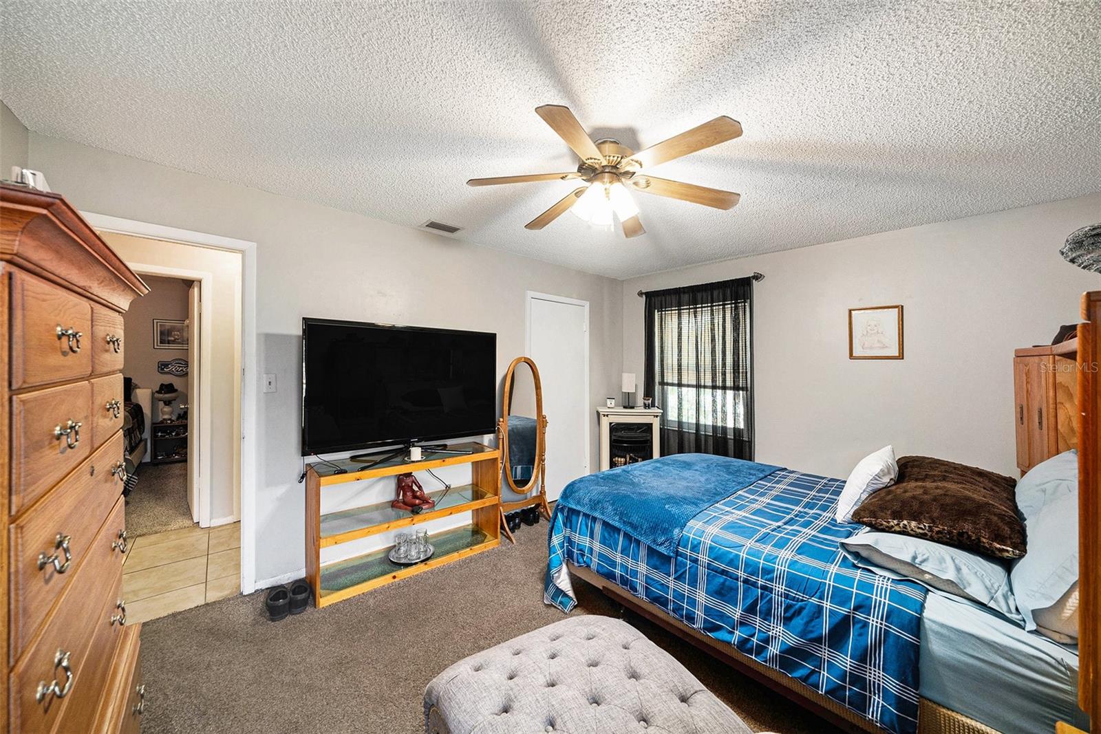Image 12 of 16 For 1399 Leeward Avenue