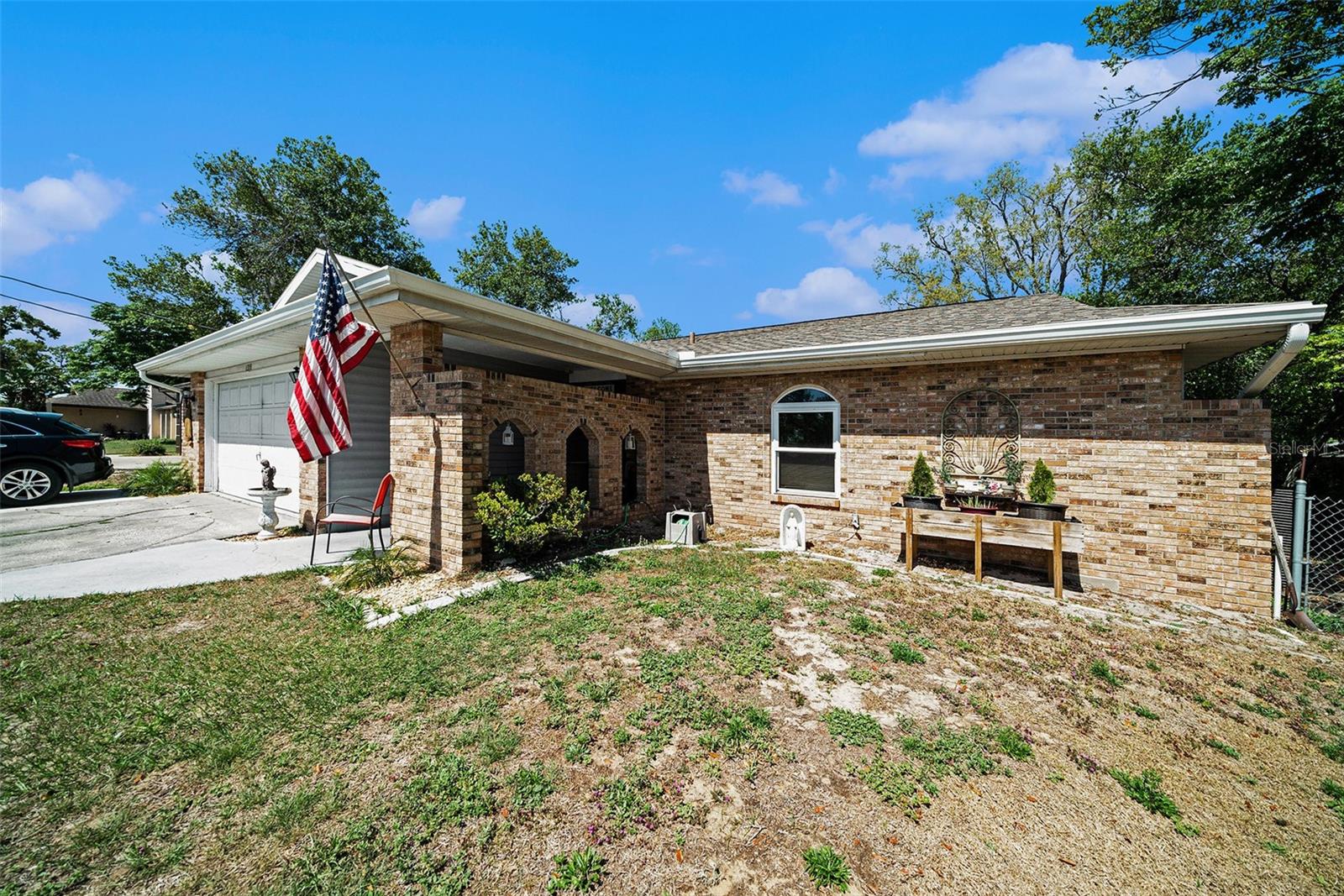 Image 3 of 16 For 1399 Leeward Avenue