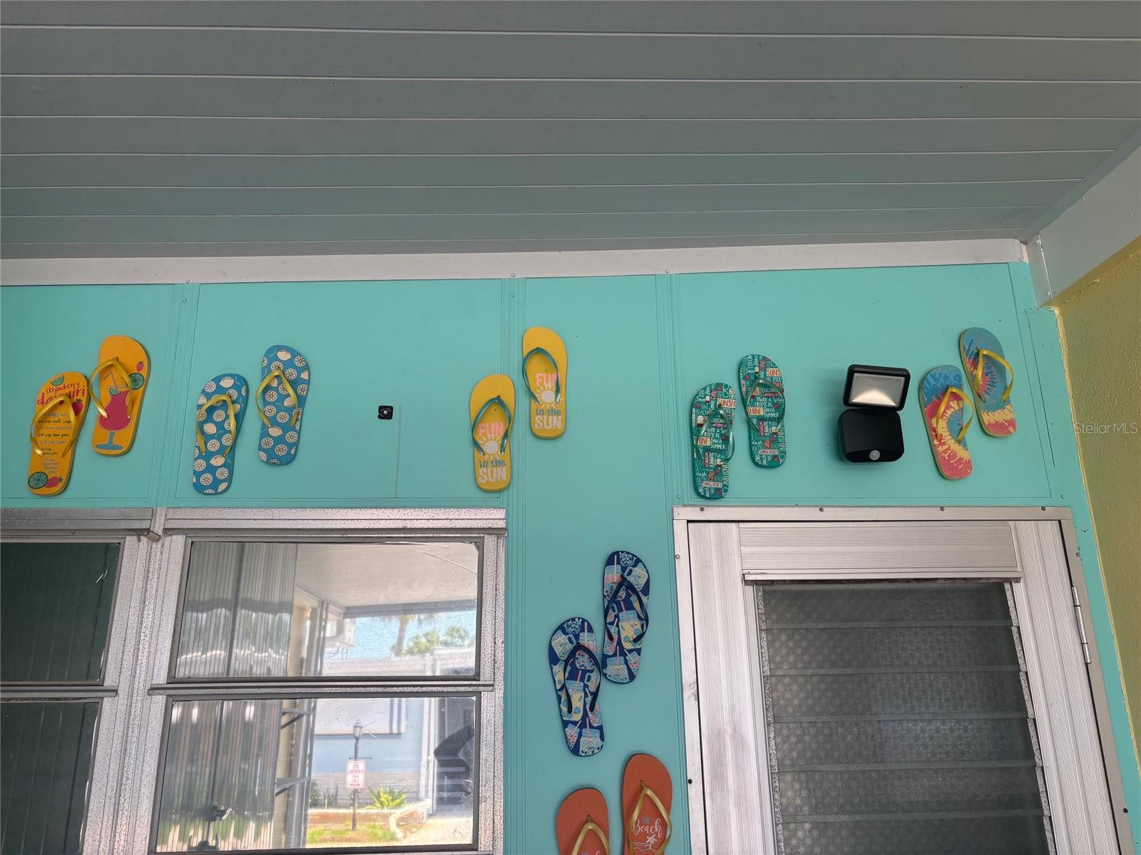 Image 6 of 26 For 250 Rosery Road Nw 295