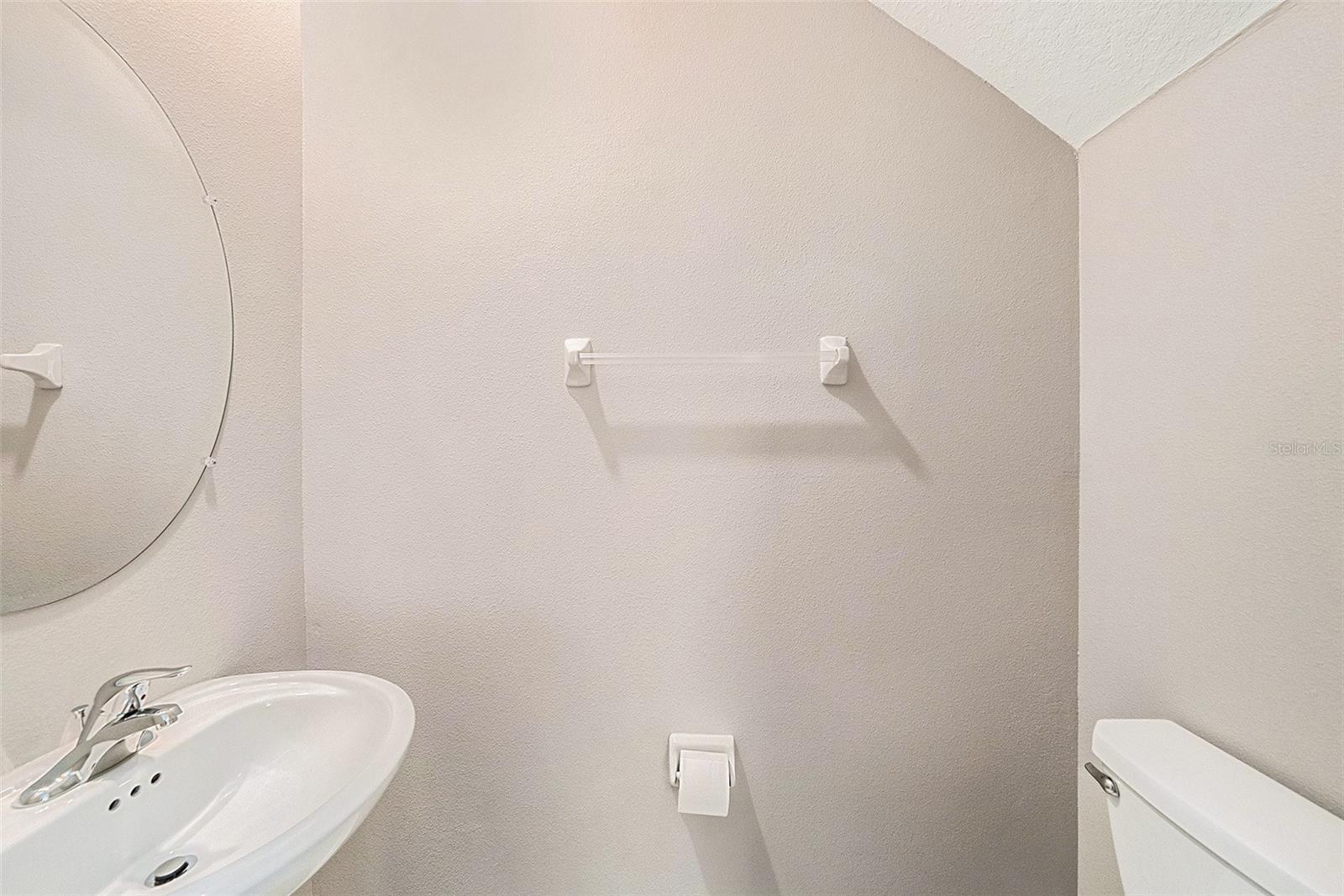 Image 16 of 37 For 23378 Papyrus Way