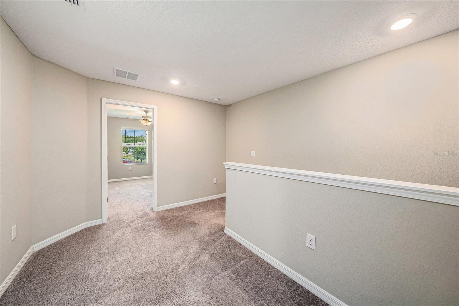 Image 25 of 37 For 23378 Papyrus Way