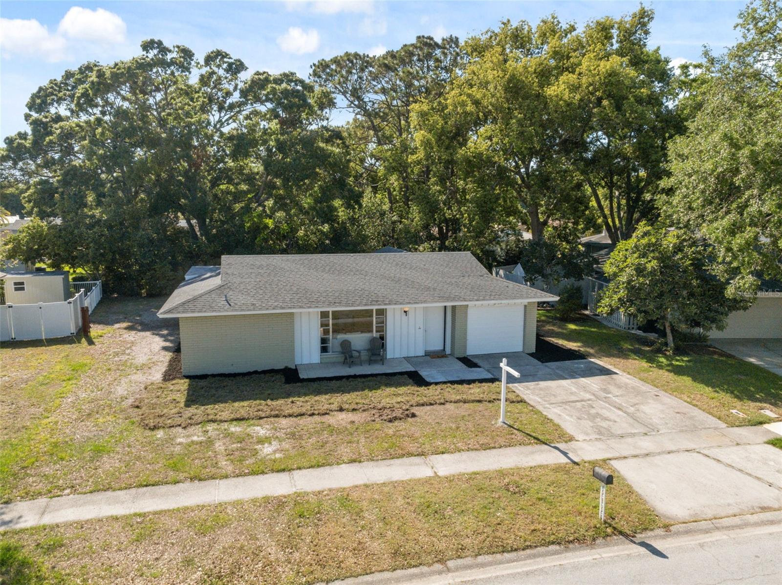 Image 38 of 43 For 834 Anchorage Lane