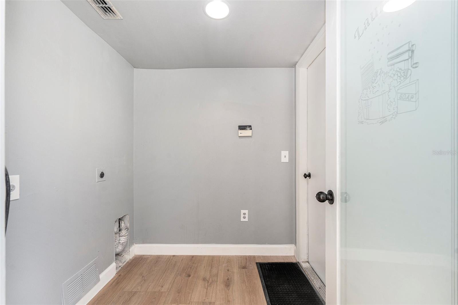 Image 15 of 30 For 5410 Treig Lane