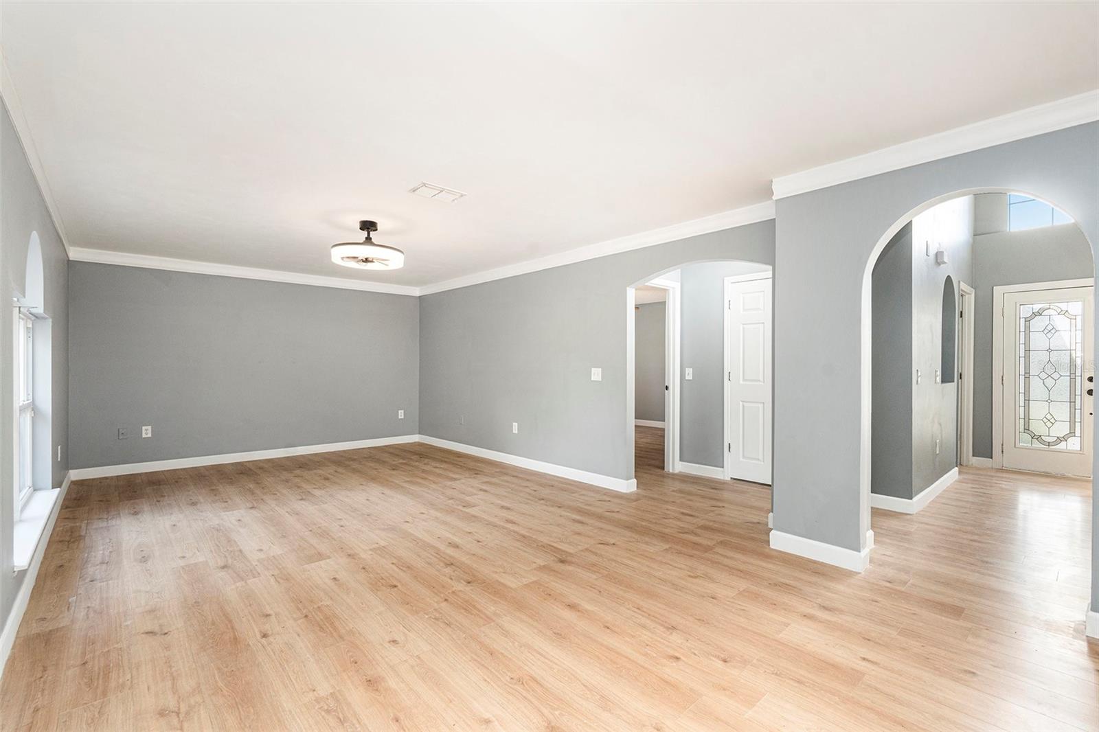 Image 7 of 30 For 5410 Treig Lane