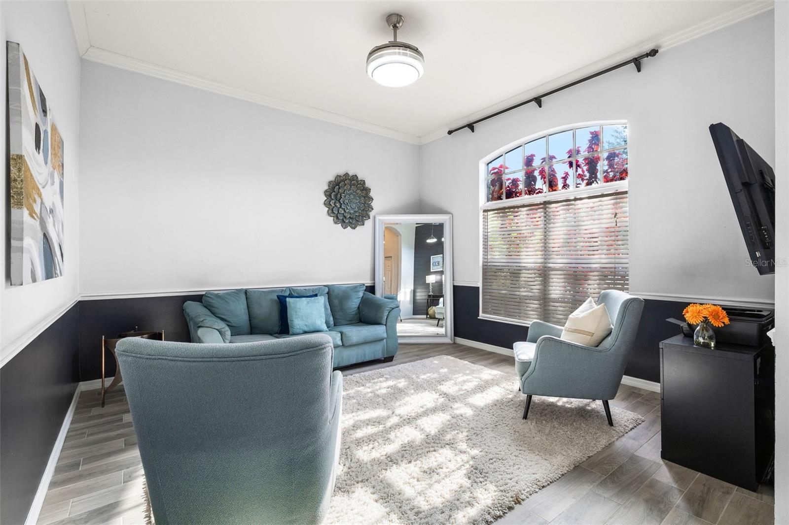 Image 4 of 41 For 20203 Merry Oak Avenue
