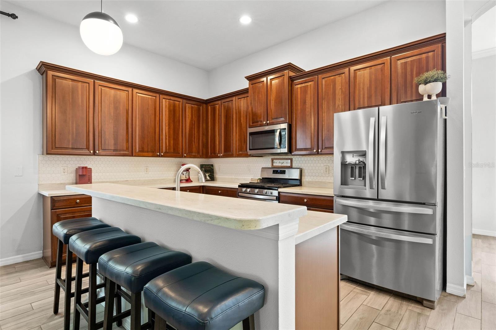 Image 7 of 41 For 20203 Merry Oak Avenue