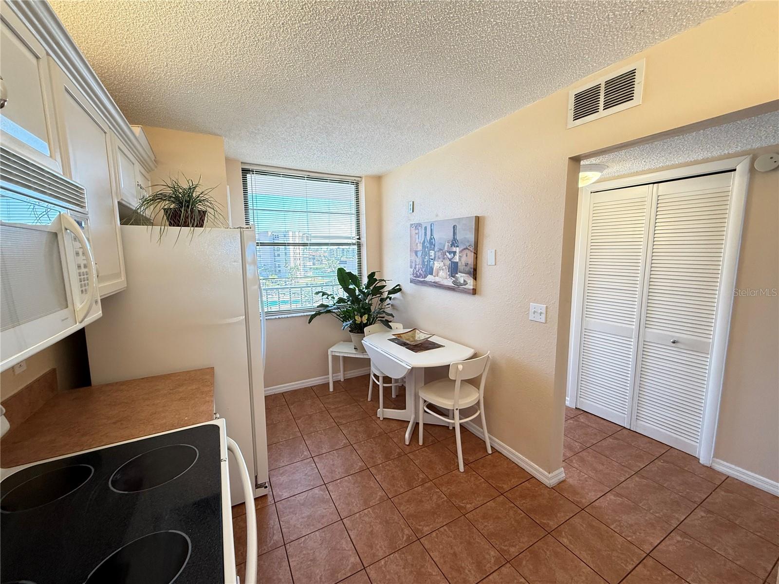 Image 20 of 91 For 7700 Sun Island Drive S 506