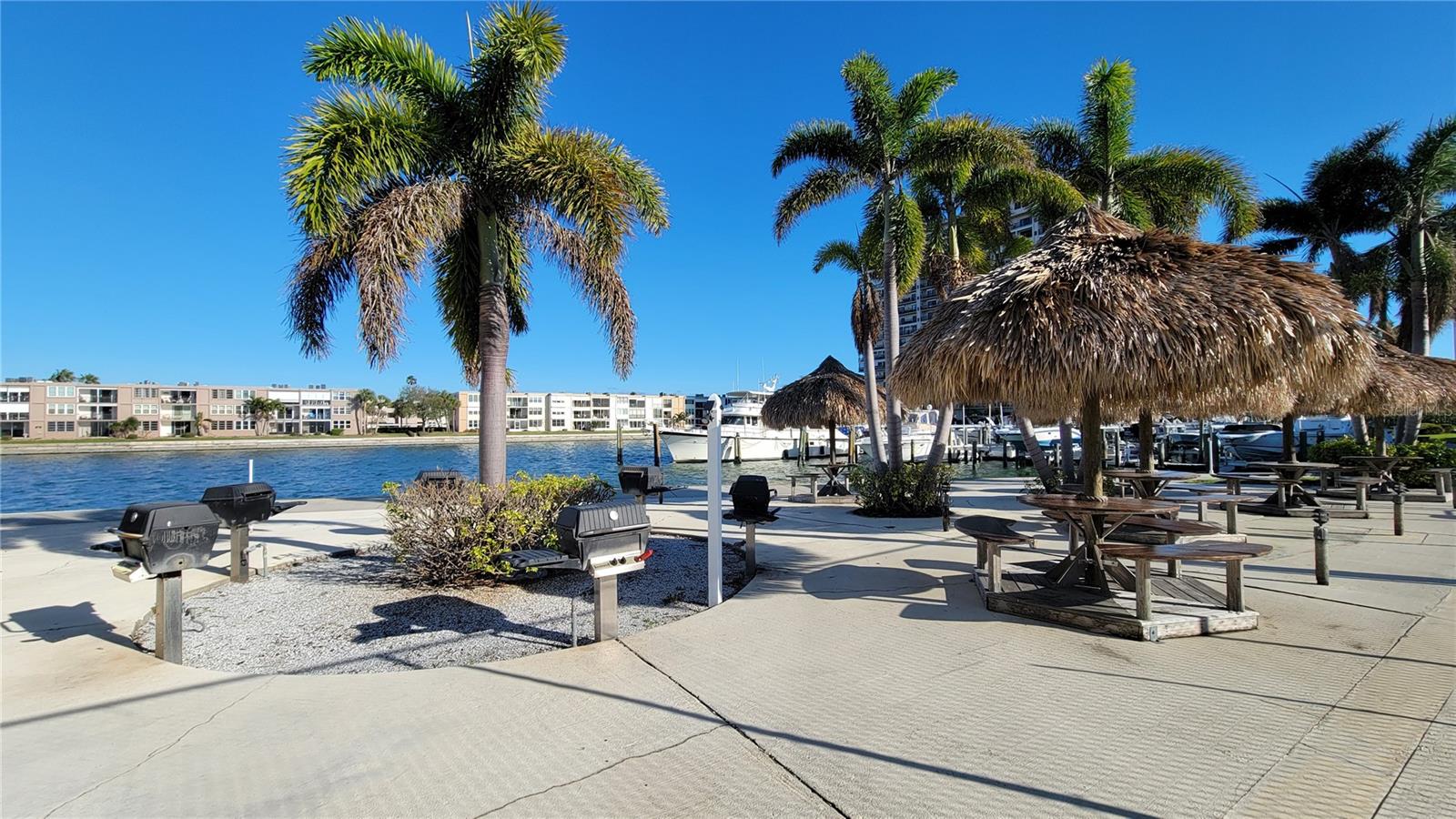 Image 39 of 91 For 7700 Sun Island Drive S 506