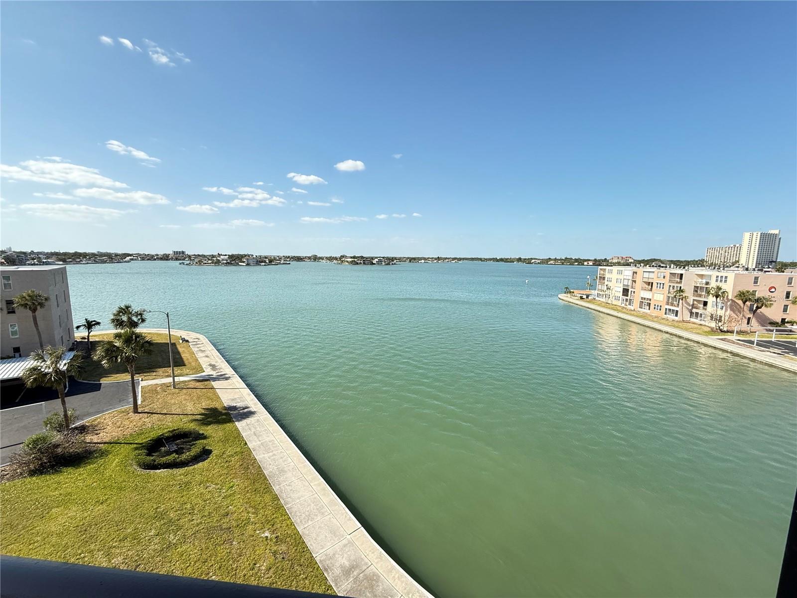 Image 6 of 91 For 7700 Sun Island Drive S 506