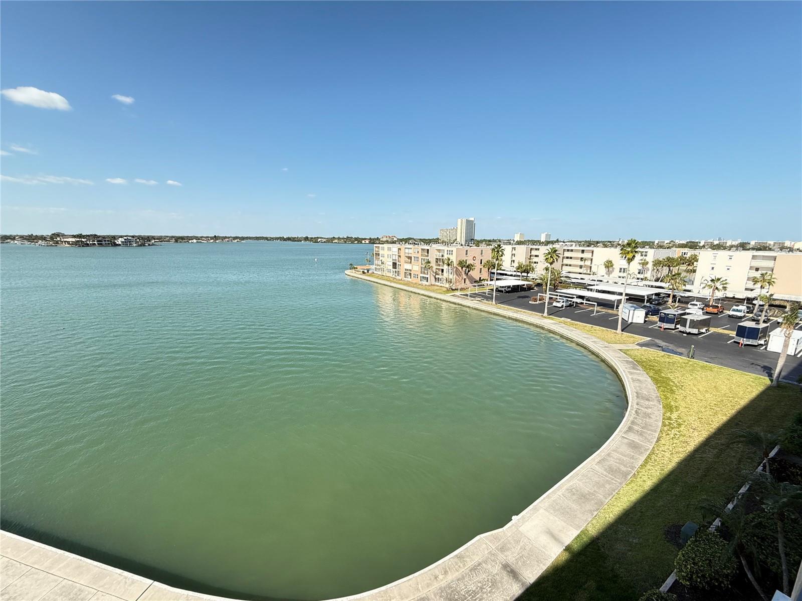 Image 7 of 91 For 7700 Sun Island Drive S 506