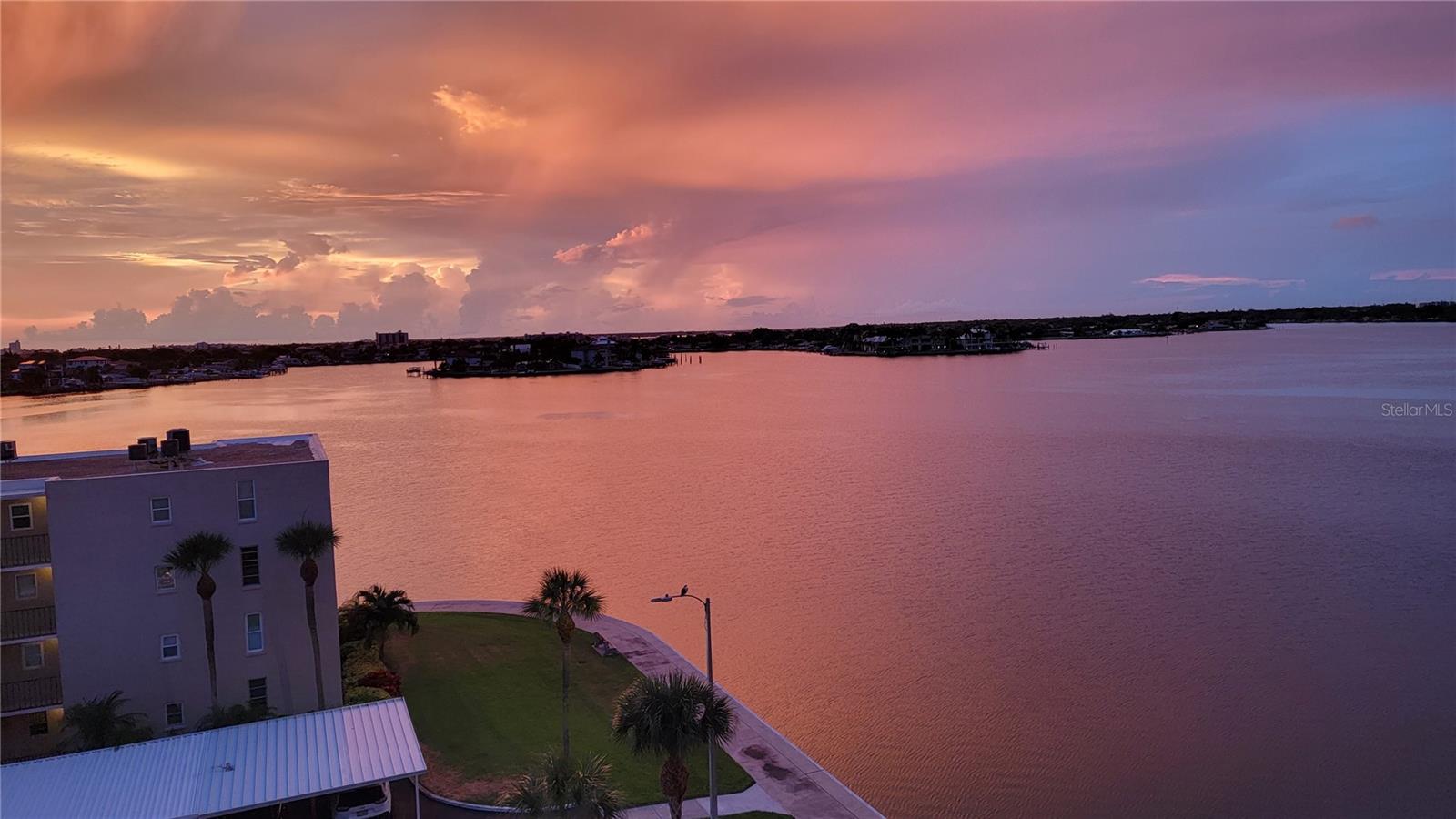 Image 88 of 91 For 7700 Sun Island Drive S 506