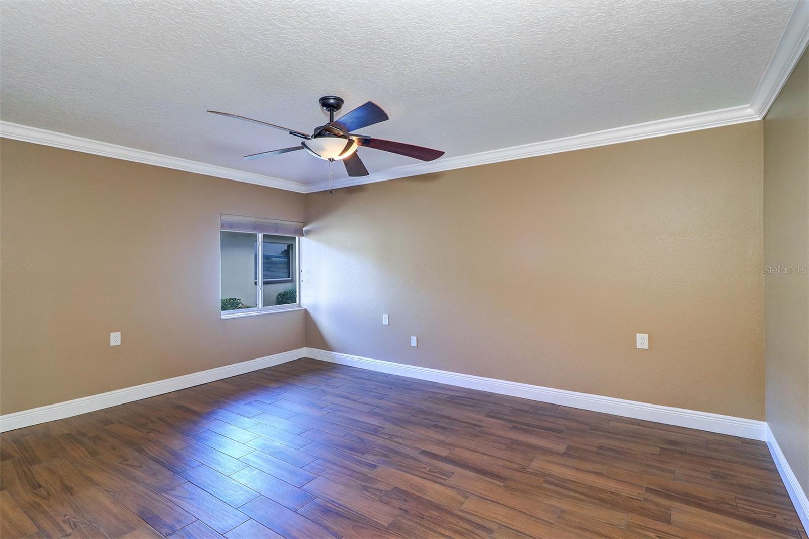 Listing photo id 12 for 5449 Manatee Point Drive