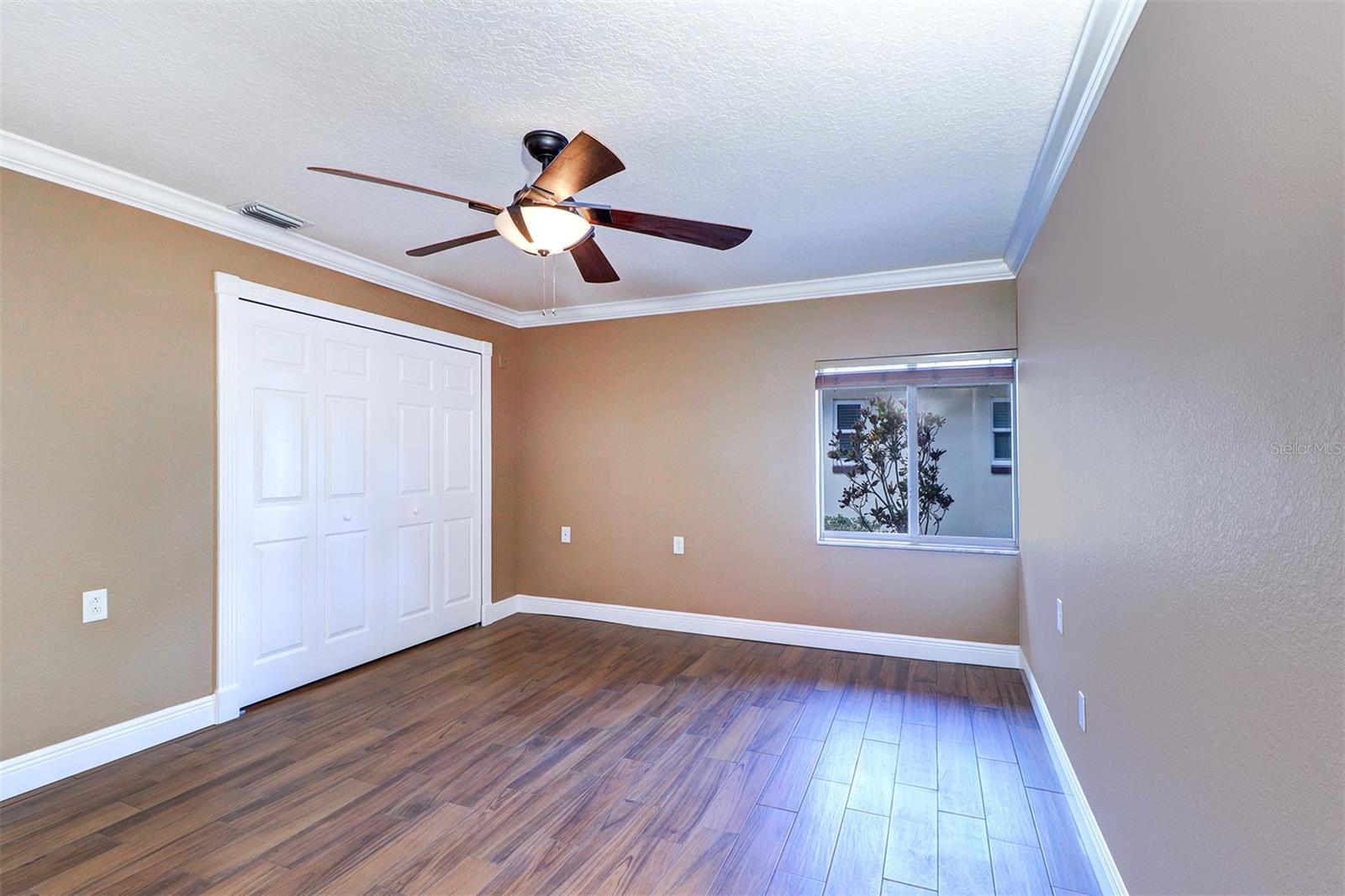 Listing photo id 13 for 5449 Manatee Point Drive