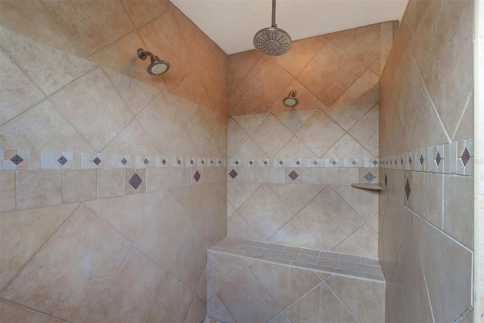 Listing photo id 24 for 5449 Manatee Point Drive