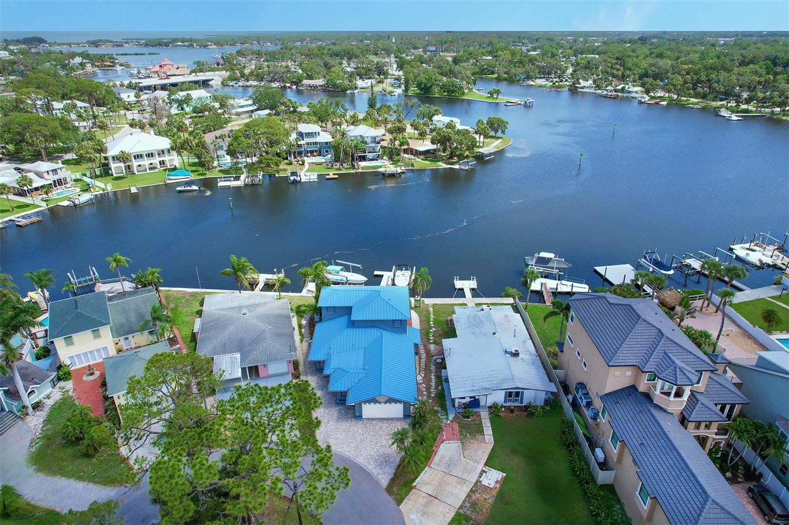 Listing photo id 33 for 5449 Manatee Point Drive