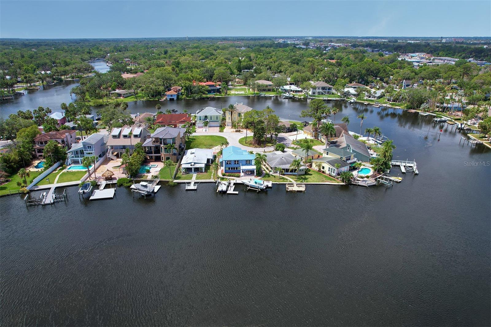 Listing photo id 37 for 5449 Manatee Point Drive